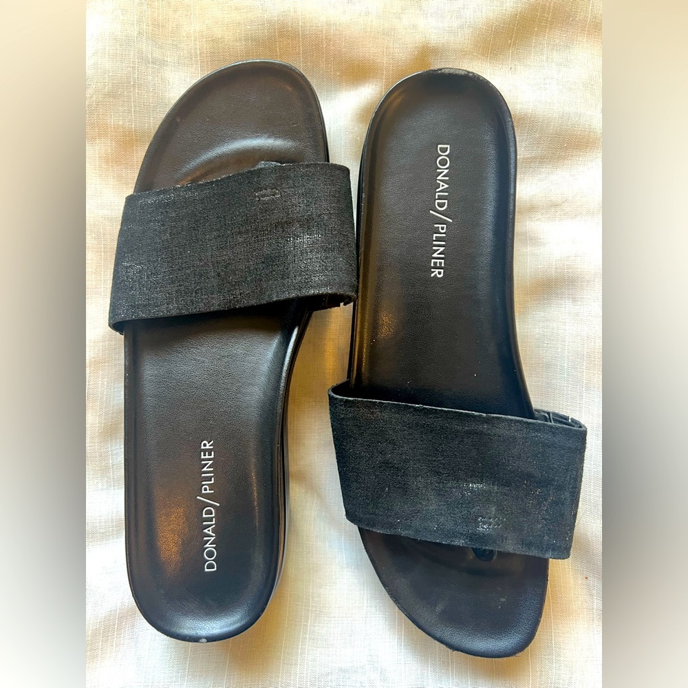 Donald J. Pliner Black Slide Sandals